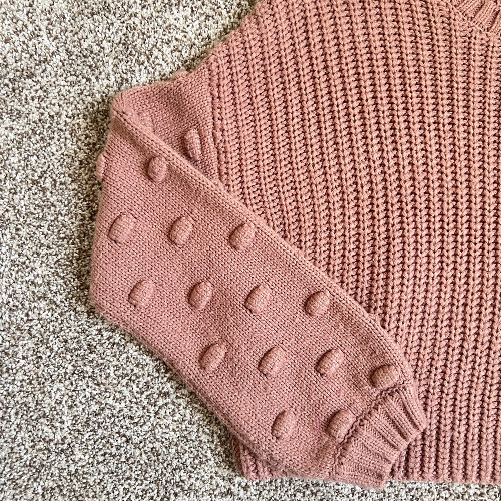moon & madison Dusty Pink Textured Sweater size M - Picture 2 of 6